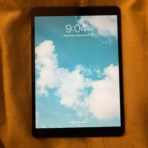 Apple iPad Air 10.5-inch (3rd Gen) Tablet A2152 (Wi-Fi Only) - 64GB / Space Grey